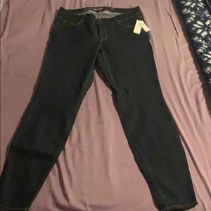 BRAND NEW with tags Old Navy jeans